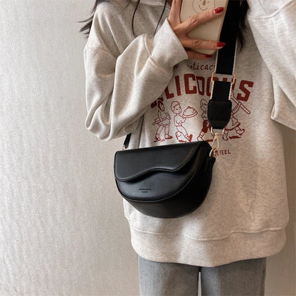 Women Vintage Saddle Bag With Wide Strap Crossbody - Smarsty
