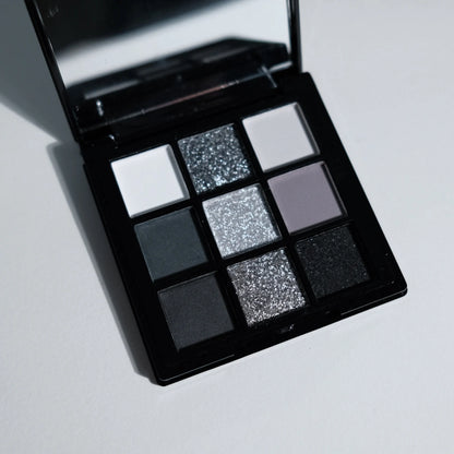 9 Color Eye Shadow Palette for Smokey Makeup Looks - Smarsty