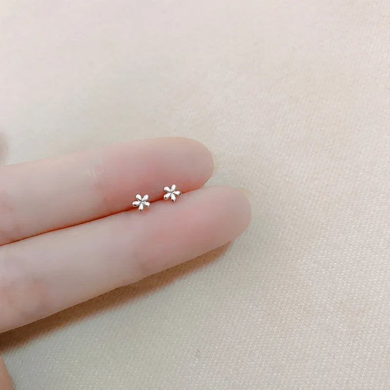 Hypoallergenic Heart Stud Earrings Minimalist Daily Wear - Smarsty