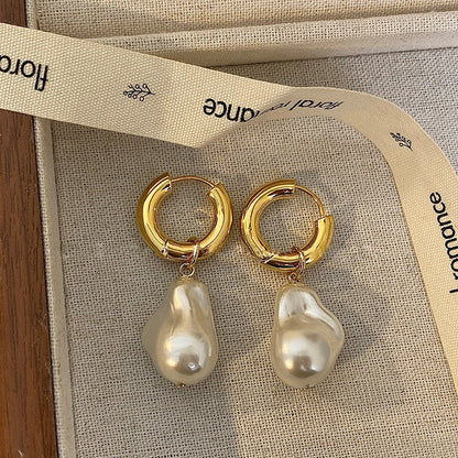 Elegant Gold Vintage Circle Drop Earrings with Baroque Pearl - Smarsty