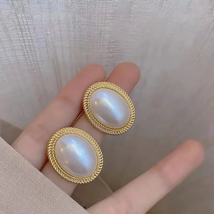 Retro Imitation Pearl Zircon Earrings Oval Square Hollow - Smarsty