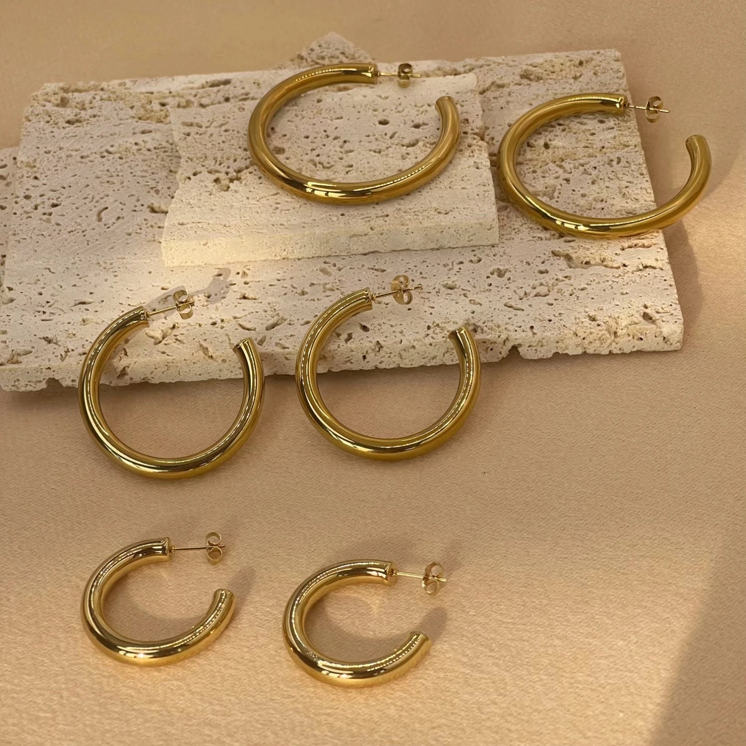 Trendy Gold Hoop Earrings for Women Classic Stainless Steel Design - Smarsty