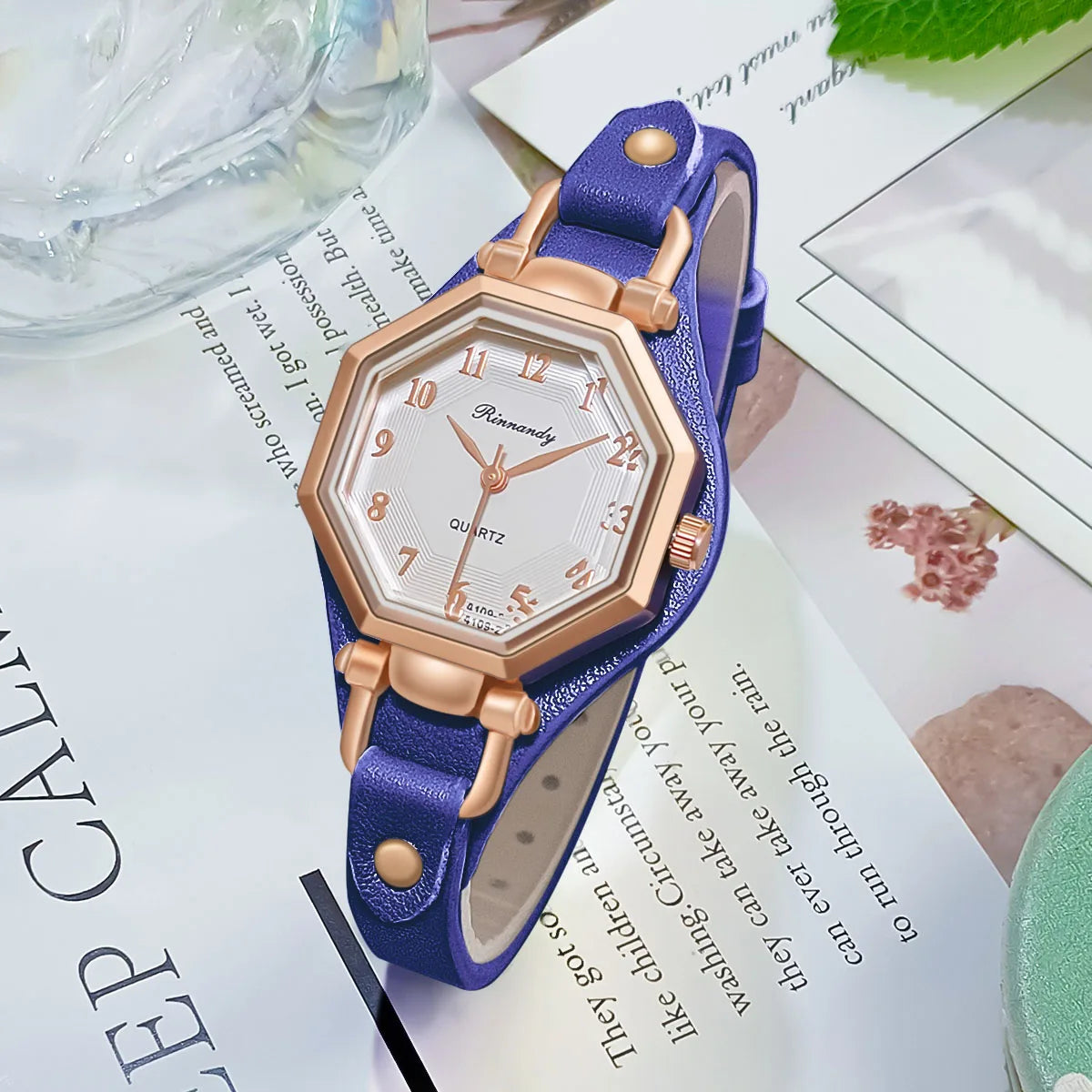 Luxury Quartz Women Wristwatch with Leather Band - Smarsty