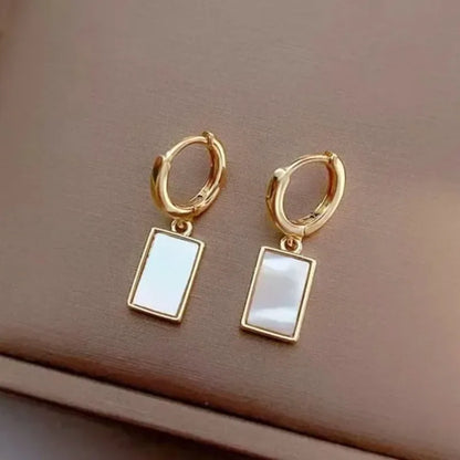 Women's Pearl Petal Ball Earrings for Stylish Party Looks - Smarsty