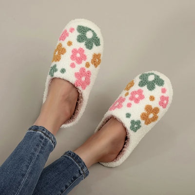 A Pair of Brown Plush Kapibara Animal Patterns, Furry Home Soft Soles, Comfortable Furry Slippers, Cute, Warm and Non-Slip Indoor Slippers for Men and Women, Lightweight, Silent and Comfortable Shoes, the First Choice for Hol - Smarsty
