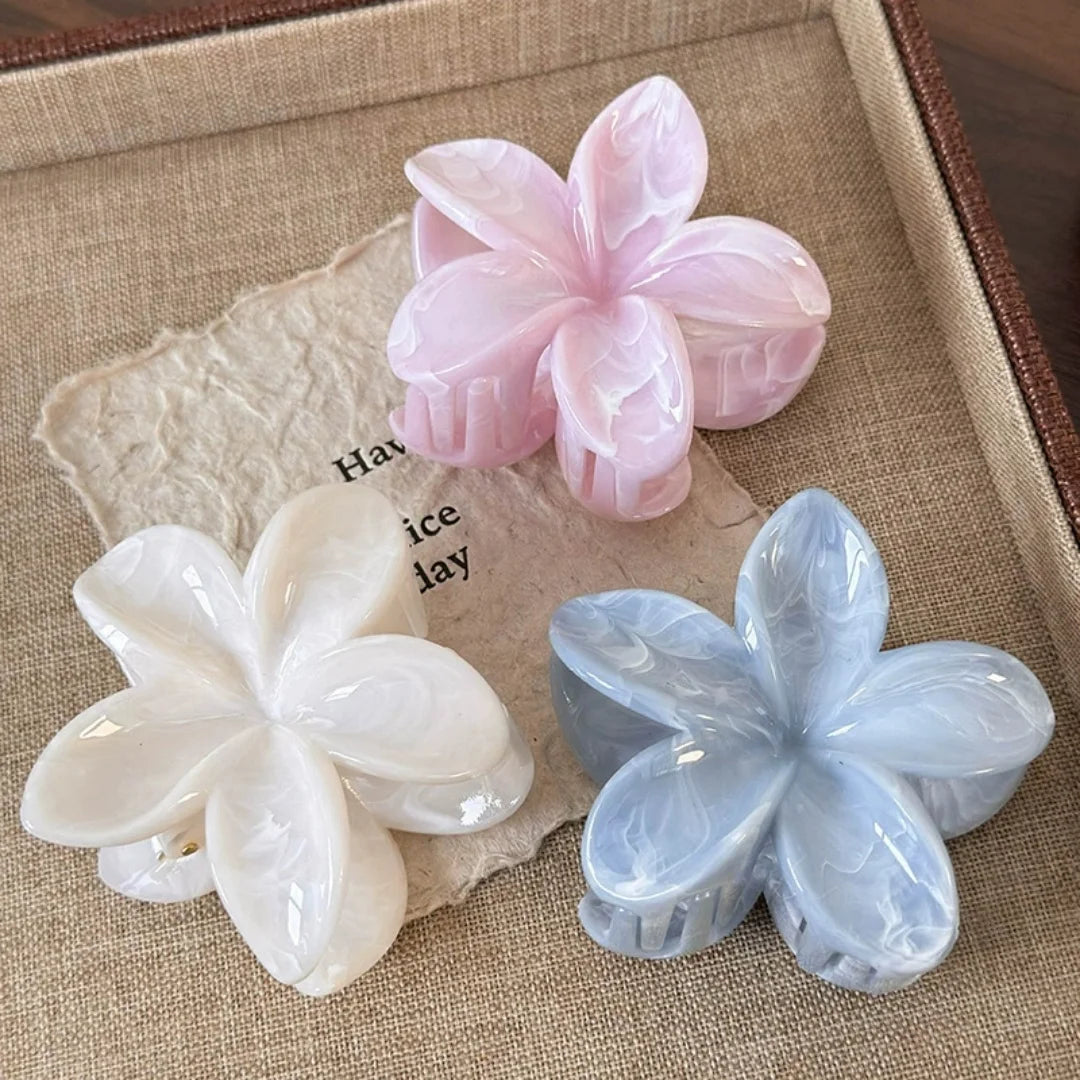 Floral Hair Clip With Strong Grip Lightweight Design - Smarsty
