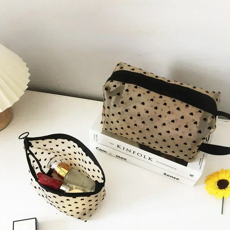 Heart Shaped Nylon Mesh Cosmetic Bag Zipper Organizer - Smarsty