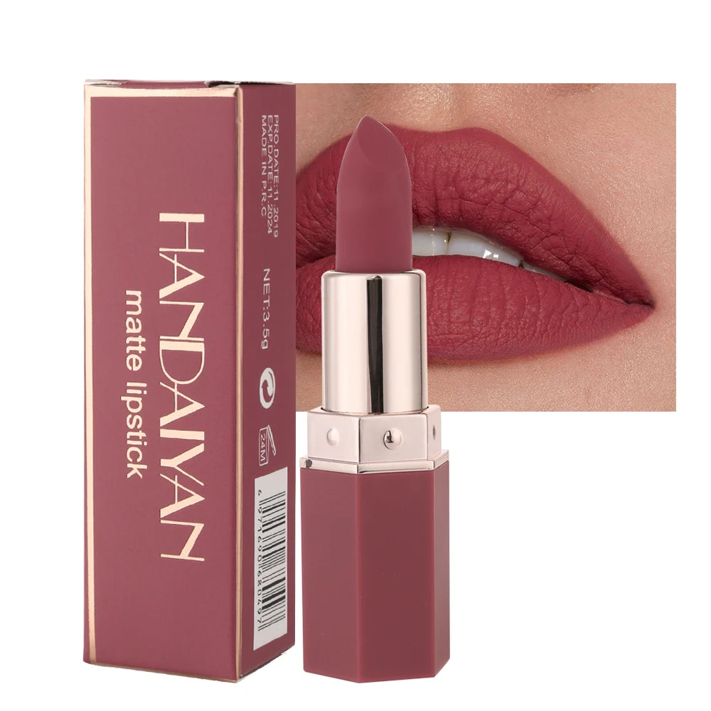 Long-Lasting Matte Lipstick with Velvet Finish - Smarsty