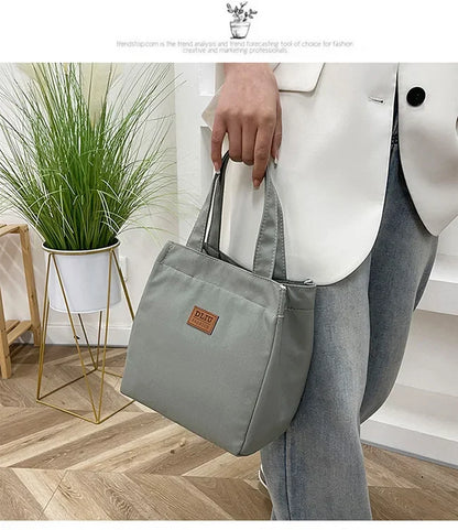 Large Capacity Insulated Lunch Bag With Sturdy Top Handle - Smarsty