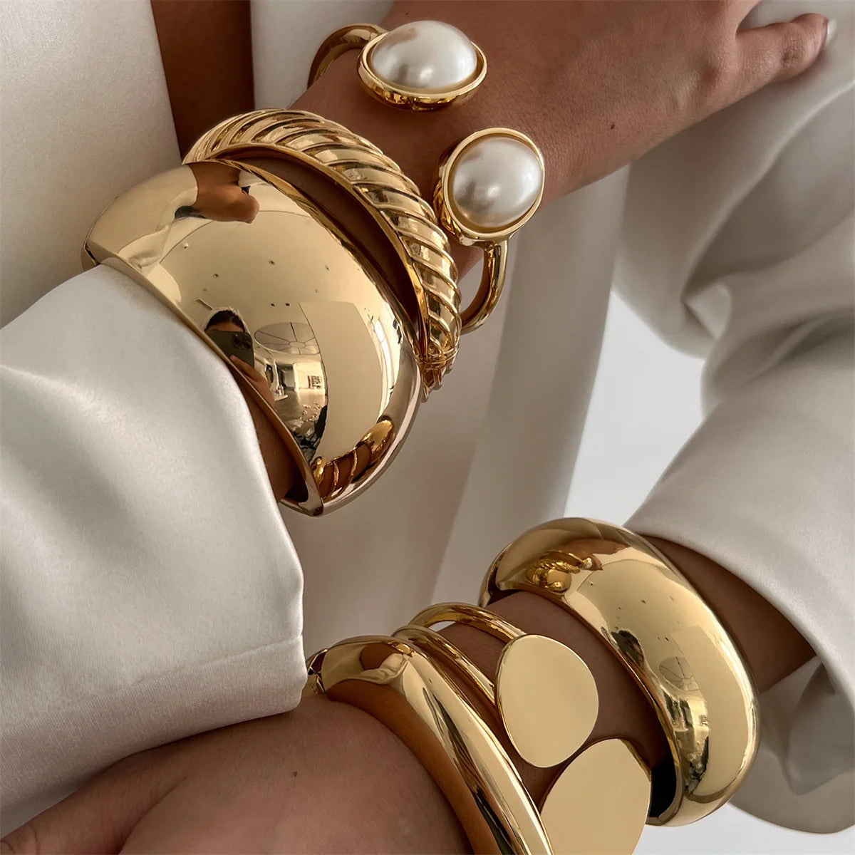 Punk Chunky Metal Cuff Bracelet for Unisex - Smarsty
