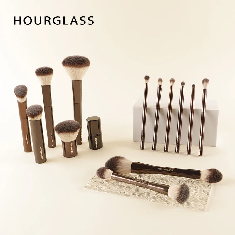 Hourglass Professional Makeup Brush for Versatile Application - Smarsty