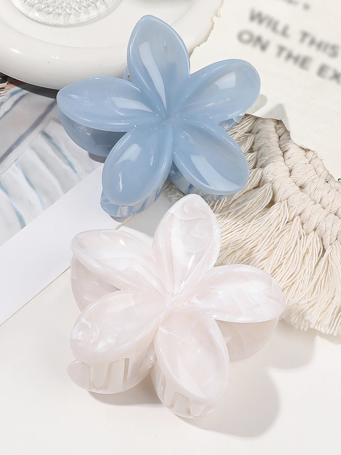 Hawaiian Flower Hair Claw Clips For Thin Hair Lightweight - Smarsty