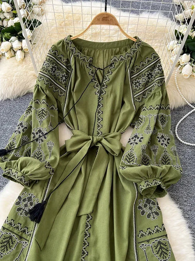 Bohemian Retro Ethnic Style Dress Women's New Spring Autumn Embroidered Lace Up Lantern Sleeves Waist Cinching Long Dress A155 - Smarsty
