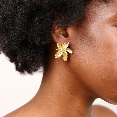 Vintage Gold Flower Stud Earrings Lightweight Hypoallergenic - Smarsty
