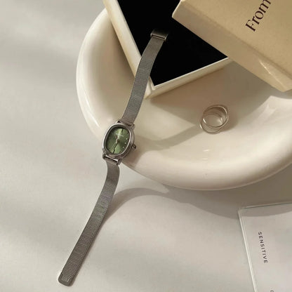 Small Oval Dial Green Quartz Watch for Women - Smarsty