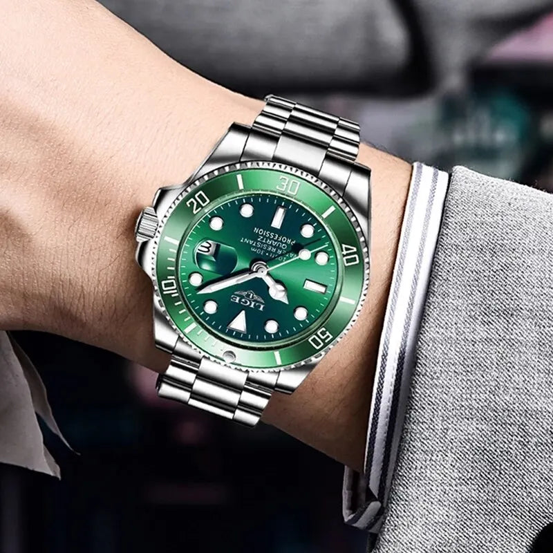 Luxury Waterproof Diver Watch for Men with Date Feature - Smarsty