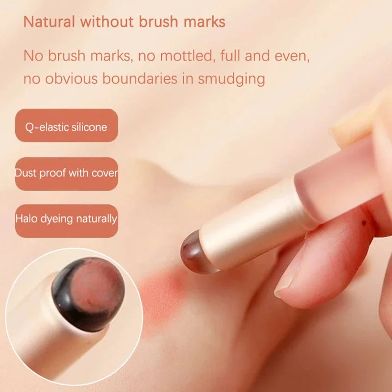 Silicone Lip Brush With Cover For Flawless Makeup - Smarsty
