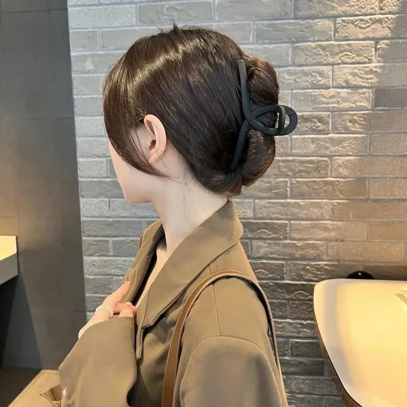 Large Matte Hair Claw Clips For Women Strong Hold Comfort - Smarsty