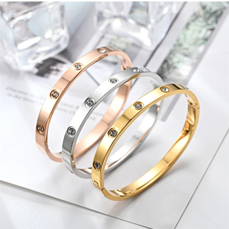 Luxury Stainless Steel Bangle for Women with Crystal - Smarsty