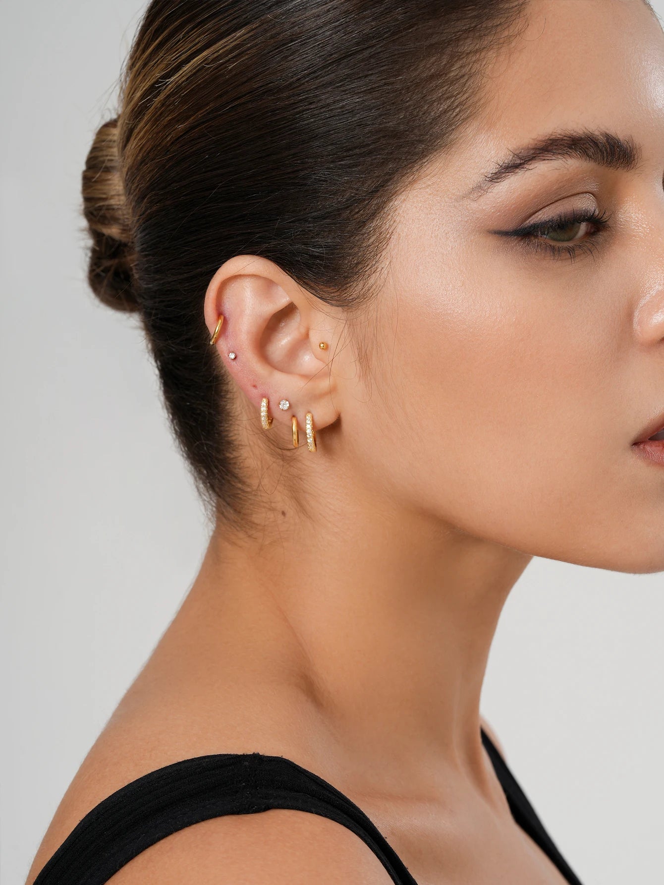 Small Gold Hoop Earrings Set 18K Plated Hypoallergenic - Smarsty