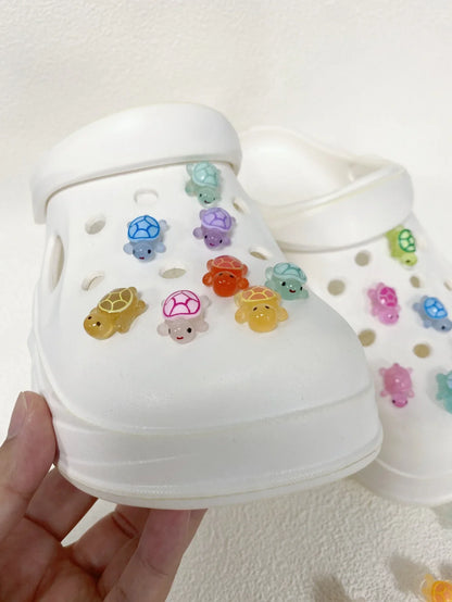 4pcs Glow-In-The-Dark Cute 3D Turtle Detachable Shoe Charms Decorations, Luminous Clips For Beach Sandals
