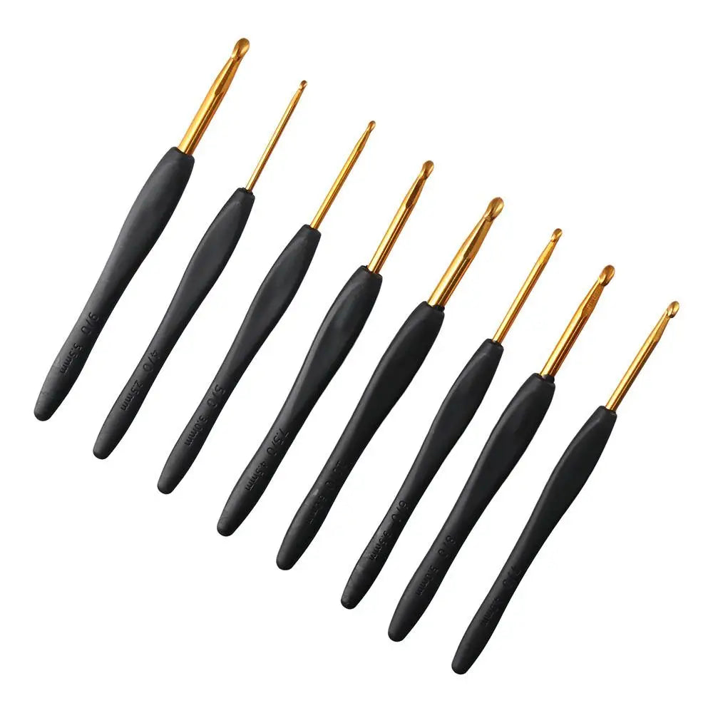 Ergonomic 8PCS Crochet Hook Set for Arthritic Hands - Smarsty