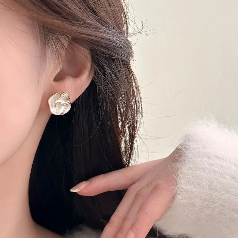 Delicate Camellia Stud Earrings For Women Floral Gift - Smarsty