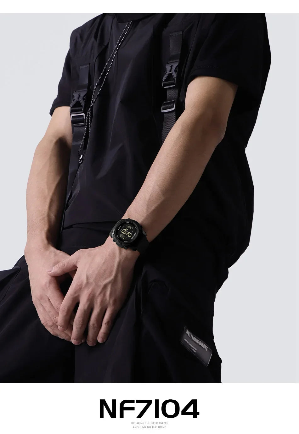 NAVIFORCE NF7104 Men's Waterproof Digital Watch with Alarm - Smarsty
