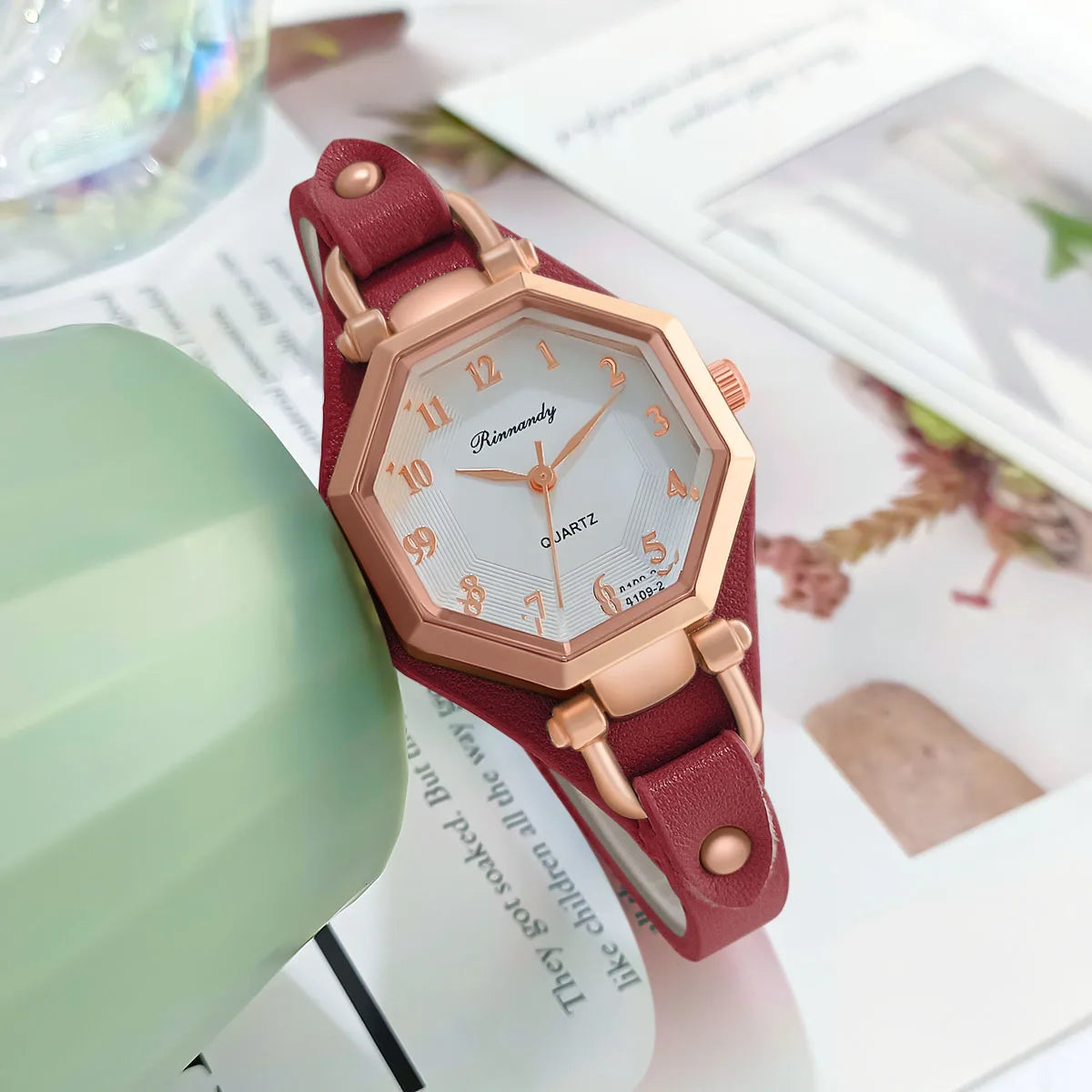 Luxury Quartz Women Wristwatch with Leather Band - Smarsty