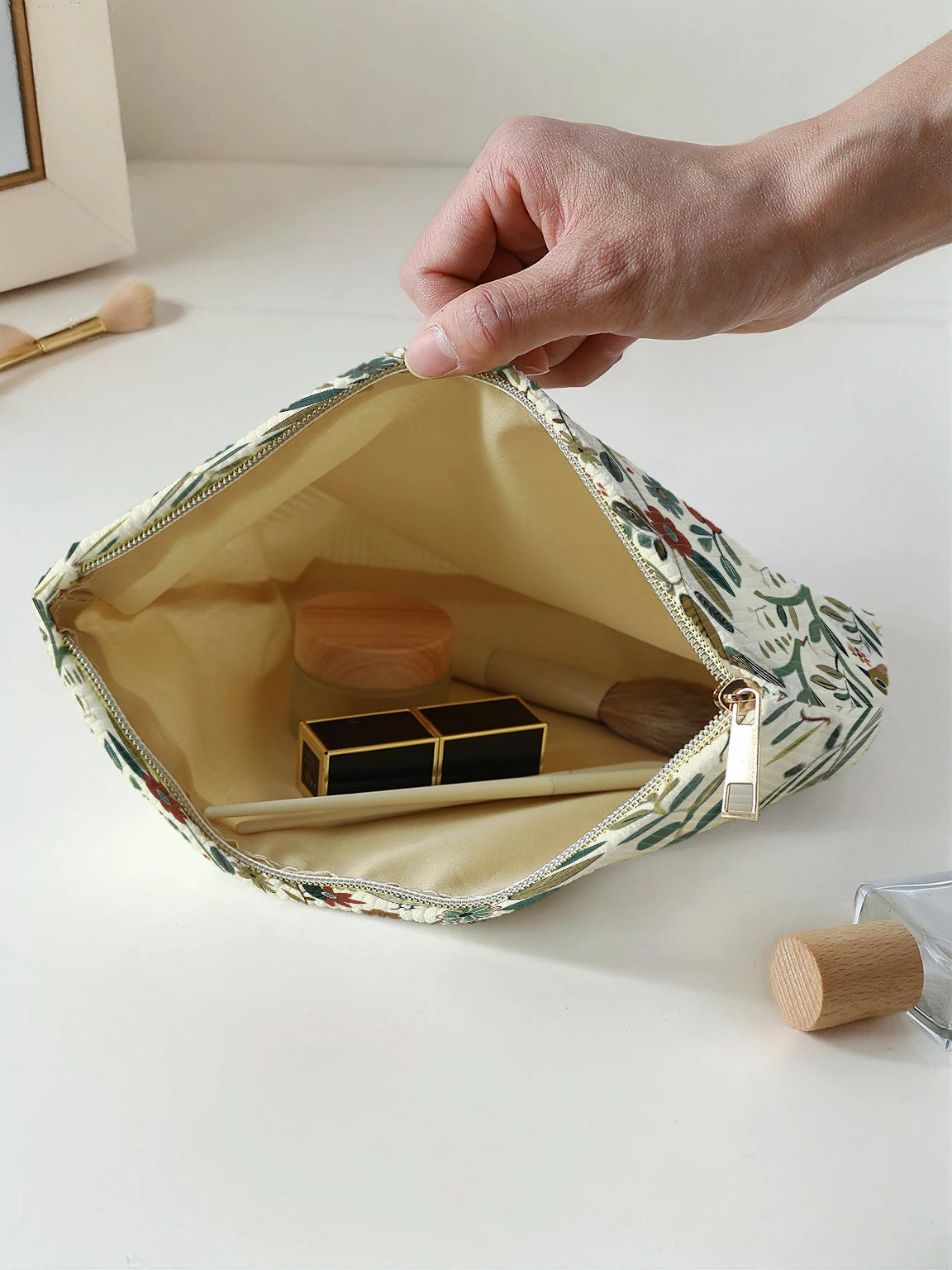Corduroy Makeup Bag Lightweight Travel Cosmetic Organizer - Smarsty