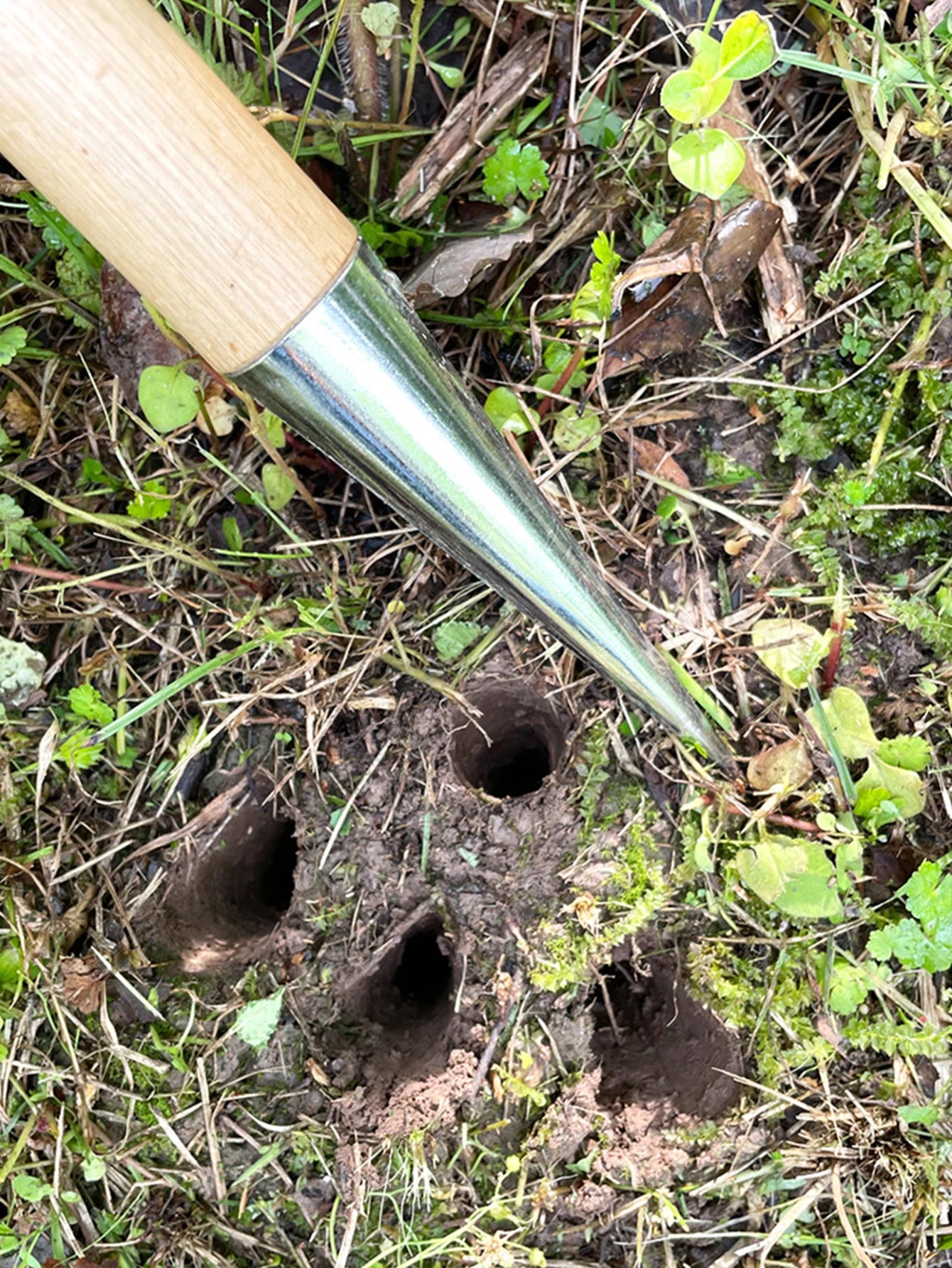 Ergonomic Gardening Hole Puncher for Easy Planting - Smarsty