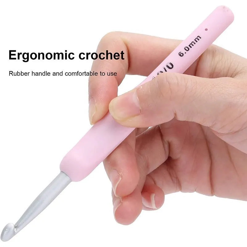 Ergonomic 9 Piece Crochet Hook Set for Knitting - Smarsty