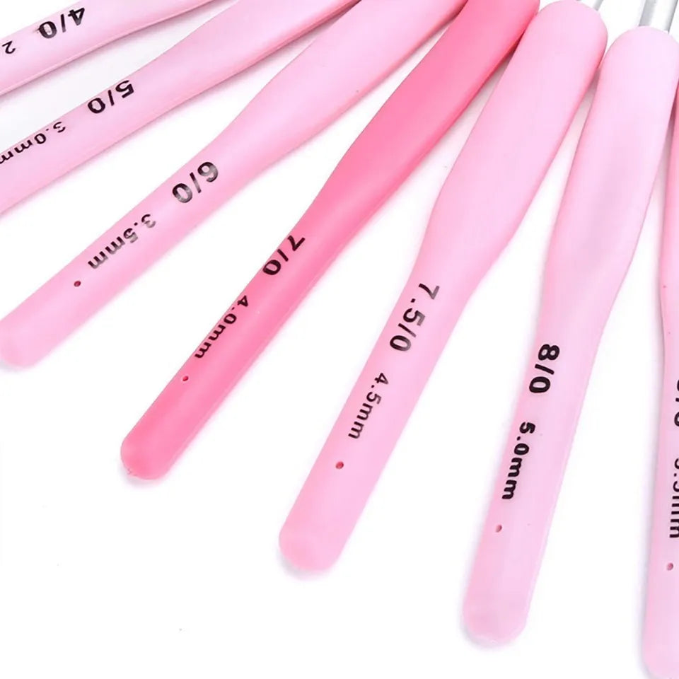 Ergonomic 9 Piece Crochet Hook Set for Knitting - Smarsty