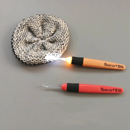 LED Light Crochet Knitting Needle with Comfortable Grip - Smarsty