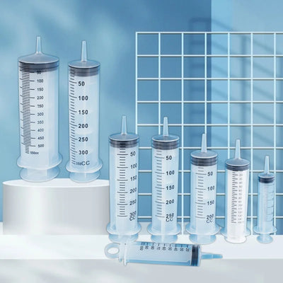 Multifunctional Large Capacity Syringe for Pet Feeding and Dispensing - Smarsty