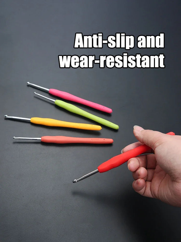 Versatile 9-Piece Crochet Hook Set with Soft Handles - Smarsty