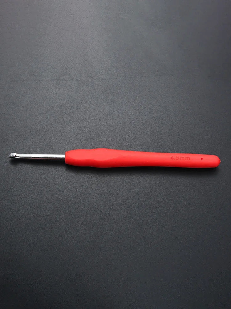 Versatile 9-Piece Crochet Hook Set with Soft Handles - Smarsty