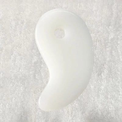Heart Shape Beeswax Gua Sha Scraper for Relaxing Face Massage - Smarsty
