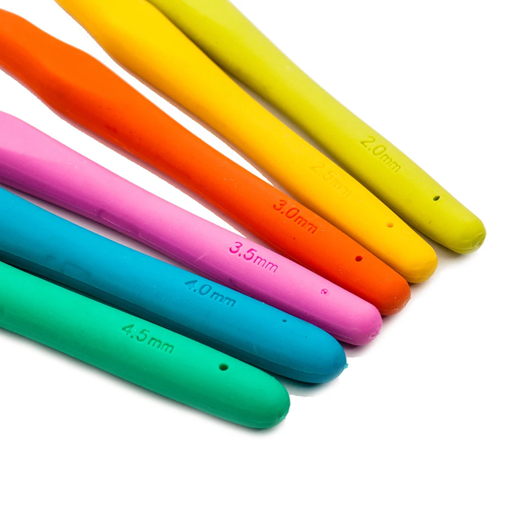 Aluminum Crochet Hooks Kit with Ergonomic Grips - Smarsty