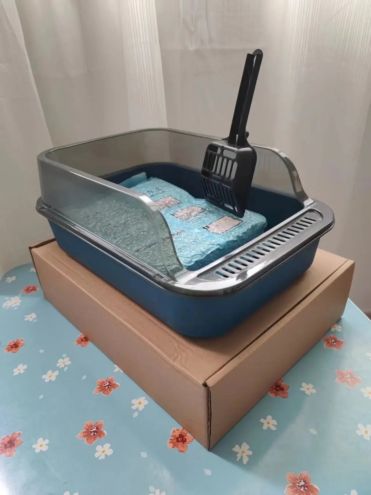 Large Semi Enclosed Cat Litter Box Set with Scoop - Smarsty