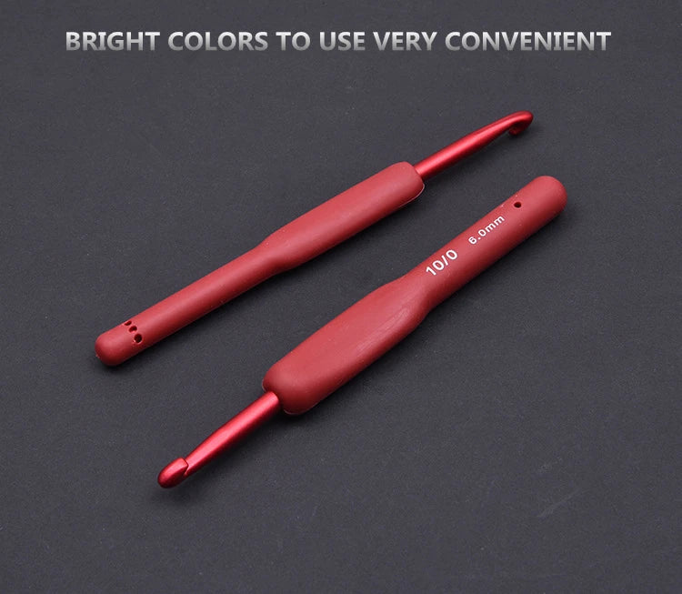 Ergonomic Red Crochet Hook Set with Silicone Handle - Smarsty