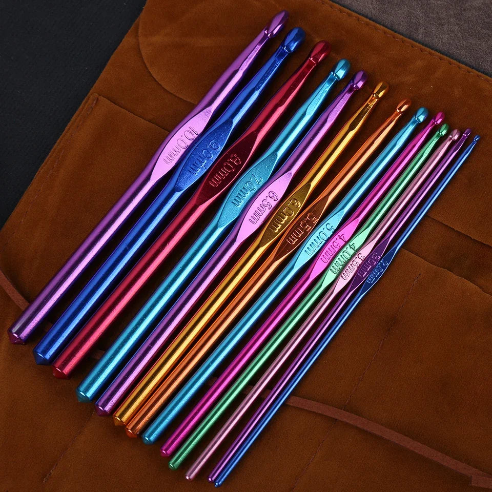 Crochet Hooks Set with Multiple Sizes and Colors - Smarsty