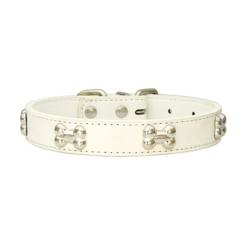 Durable Leather Dog Collars with Personalized Features - Smarsty